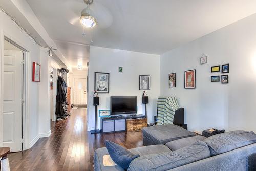 Living room - 8031  - 8035 Rue St-Hubert, Montréal (Villeray/Saint-Michel/Parc-Extension), QC - Indoor Photo Showing Living Room