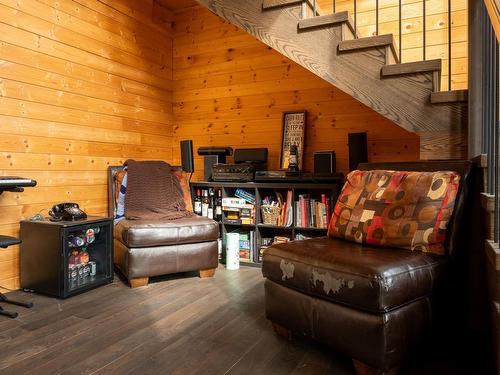 63 S Poplar Bay, District Of Kenora, ON - Indoor
