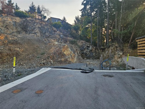 Sl1-2175 Yucca Pl, Langford, BC 