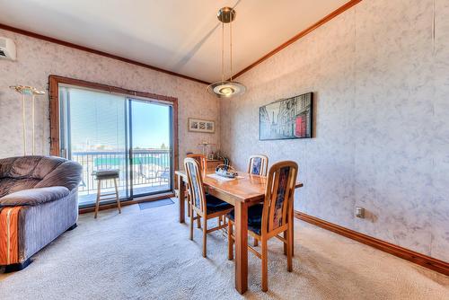Dining room - 8-4948 Boul. Notre-Dame, Laval (Chomedey), QC - Indoor Photo Showing Dining Room