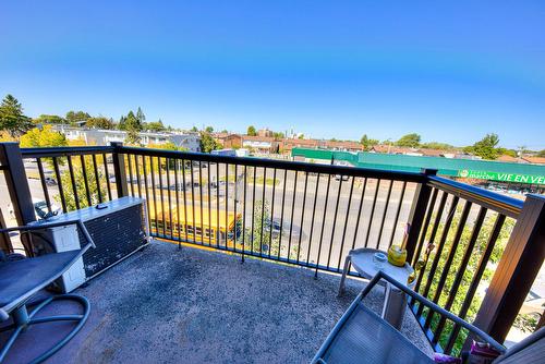 Balcony - 8-4948 Boul. Notre-Dame, Laval (Chomedey), QC - Outdoor With Balcony With Exterior