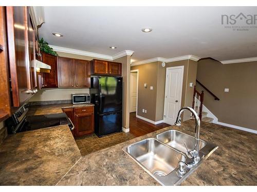 37 Brigadier Court, Halifax, NS 