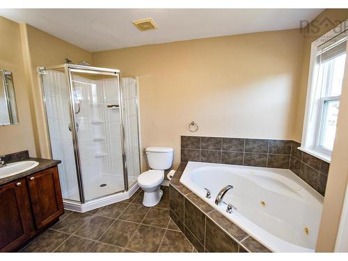 37 Brigadier Court, Halifax, NS 