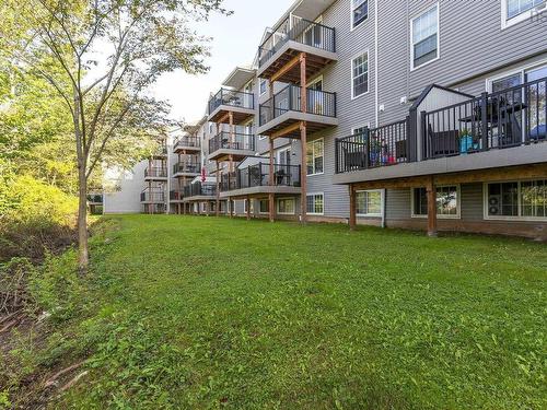 123 79 Collins Grove, Dartmouth, NS 