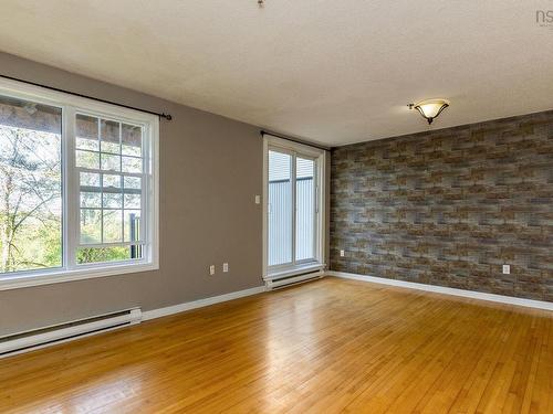 123 79 Collins Grove, Dartmouth, NS 