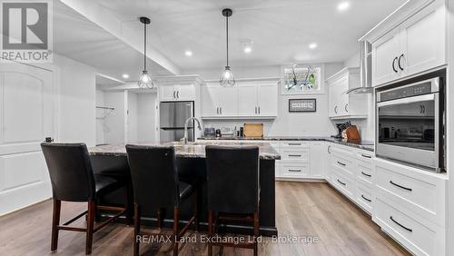 939 Bogdanovic Way, Huron-Kinloss, ON - Indoor Photo Showing Other Room