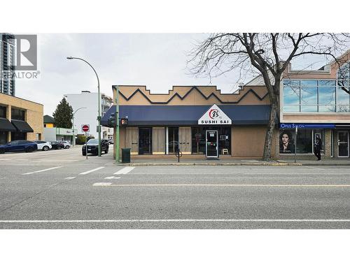1607 Ellis Street, Kelowna, BC 