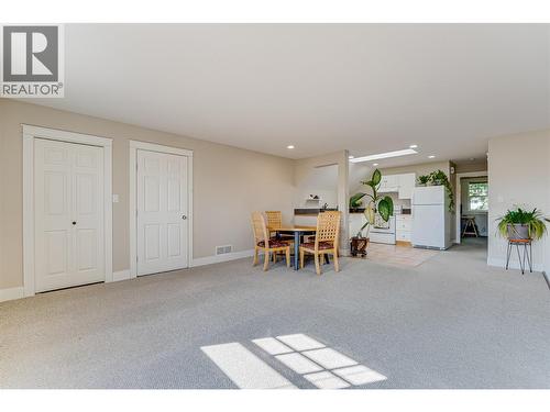Suite Dining room Kitchen - 3404 34 Avenue, Vernon, BC - Indoor