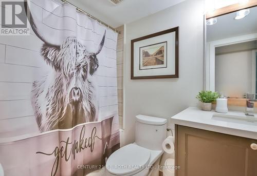 2nd full 4 piece bath. - 406 - 80 Horseshoe Boulevard, Oro-Medonte, ON - Indoor Photo Showing Bathroom