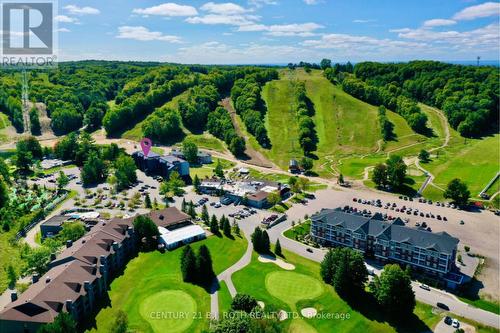 Enjoy the lifestyle that Horseshoe Valley offers! - 406 - 80 Horseshoe Boulevard, Oro-Medonte, ON - Outdoor With View