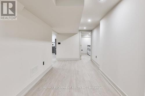 55 West 22Nd Street, Hamilton, ON - Indoor Photo Showing Other Room