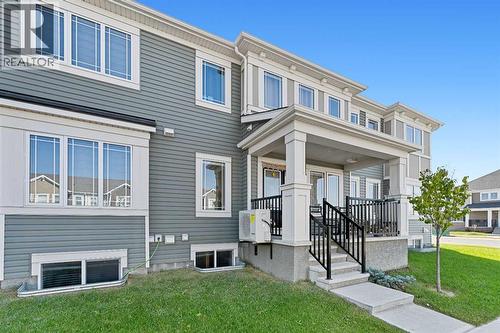 2200 Windbury Greenway Sw, Airdrie, AB - Outdoor