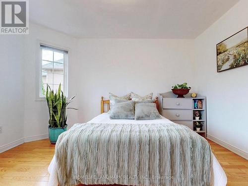 64 Bradgate Drive, Markham, ON - Indoor Photo Showing Bedroom