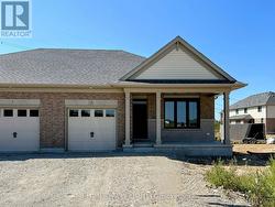 5 COLUMBUS COURT  Central Elgin, ON N5P 0E5