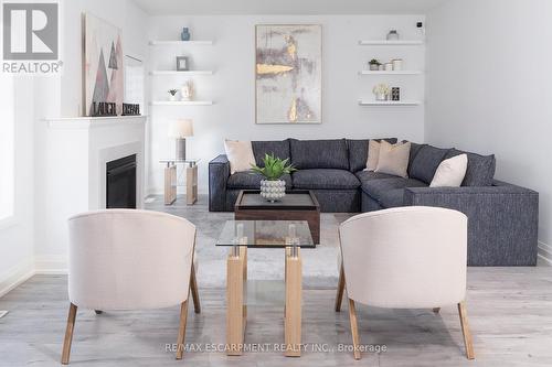 388 Klein Circle, Hamilton, ON - Indoor Photo Showing Living Room With Fireplace