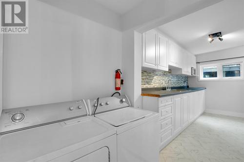 24 Cabot Street, St. John'S, NL - Indoor Photo Showing Laundry Room