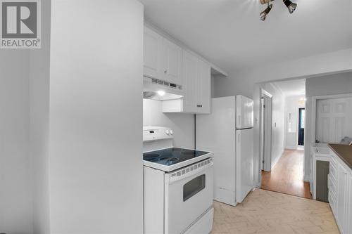 24 Cabot Street, St. John'S, NL - Indoor Photo Showing Kitchen