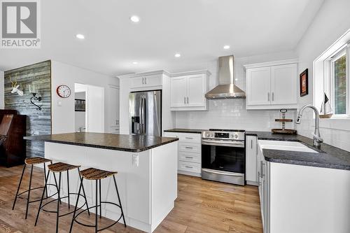 2 Johns Road, St Phillips, NL - Indoor Photo Showing Kitchen With Upgraded Kitchen