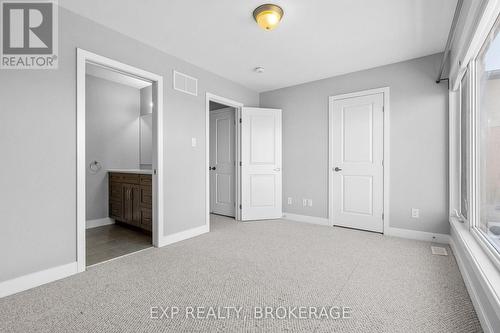 404 Terravita Private, Ottawa, ON - Indoor Photo Showing Other Room