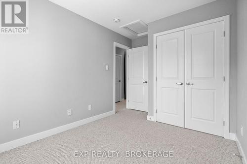 404 Terravita Private, Ottawa, ON - Indoor Photo Showing Other Room