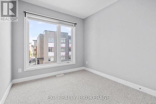 404 Terravita Private, Ottawa, ON - Indoor Photo Showing Other Room