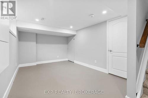 404 Terravita Private, Ottawa, ON - Indoor Photo Showing Other Room