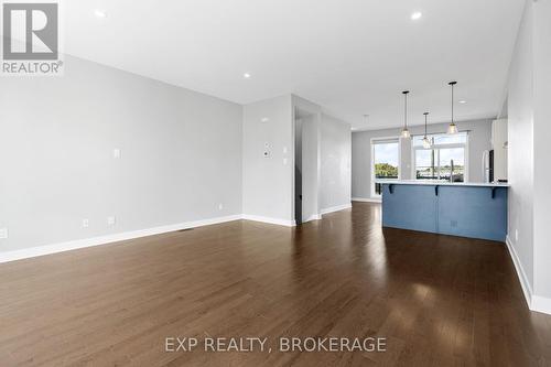 404 Terravita Private, Ottawa, ON - Indoor Photo Showing Other Room