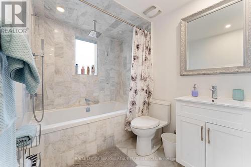 519 Regina Drive, Burlington, ON - Indoor Photo Showing Bathroom