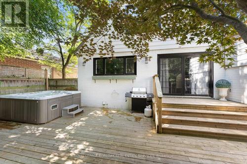 519 Regina Drive, Burlington, ON - Outdoor With Deck Patio Veranda