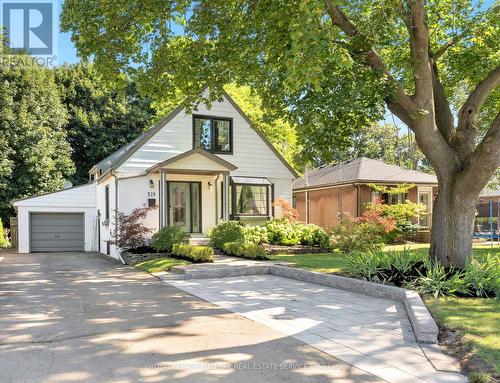 519 Regina Drive, Burlington, ON - Outdoor