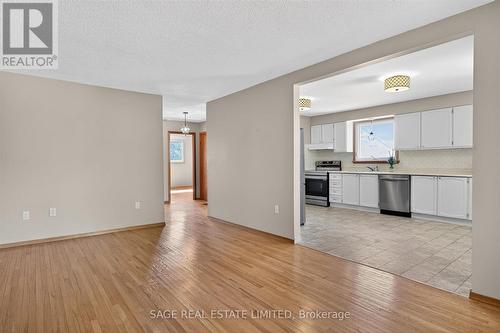 OAK HARDWOOD FLOORS - 48 Queen Street, Kawartha Lakes, ON - Indoor Photo Showing Kitchen