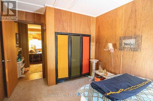 915 Madawaska River Drive, Madawaska Valley, ON - Indoor Photo Showing Bedroom