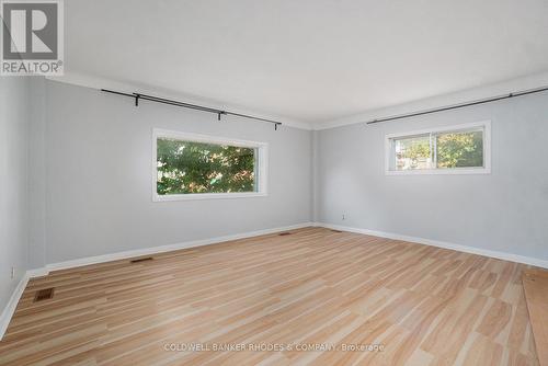Unit 2 (ground floor duplex) - Living room - 309 Picton Avenue, Ottawa, ON - Indoor Photo Showing Other Room