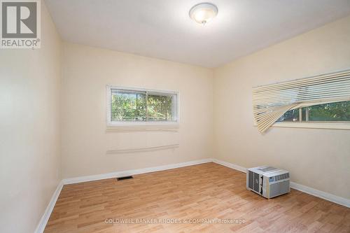 Unit 3 (upper floor duplex) - Bedroom - 309 Picton Avenue, Ottawa, ON - Indoor Photo Showing Other Room