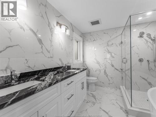 3573 Fiorina, Lasalle, ON - Indoor Photo Showing Bathroom