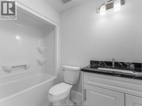 3573 Fiorina, Lasalle, ON - Indoor Photo Showing Bathroom