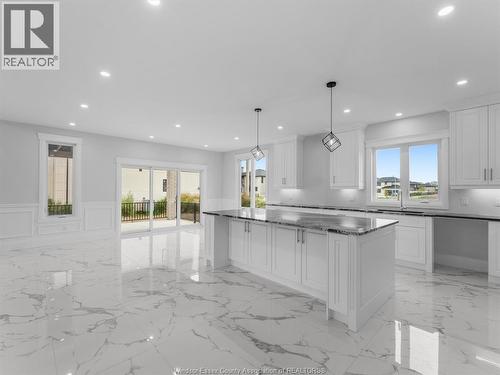 3573 Fiorina, Lasalle, ON - Indoor Photo Showing Kitchen With Upgraded Kitchen