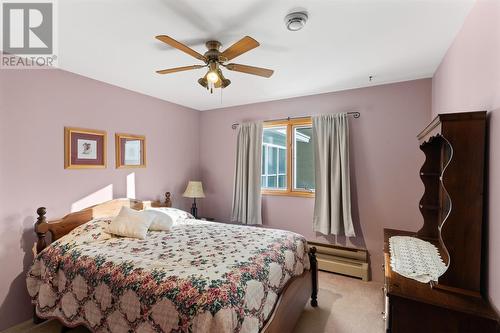 35 Pine Tree Road, Gambo, NL - Indoor Photo Showing Bedroom