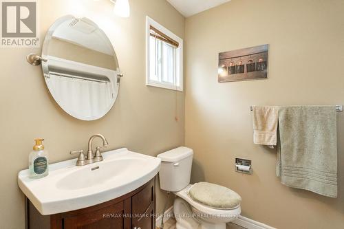51 Nottawasaga Drive, Essa, ON - Indoor Photo Showing Bathroom