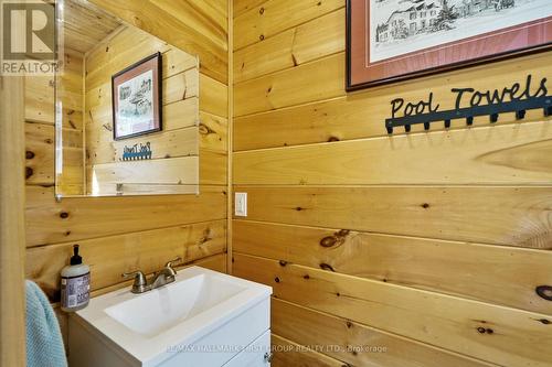 308 Henry Street, Cobourg, ON - Indoor Photo Showing Bathroom