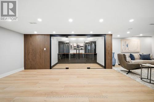 96 Delrex Boulevard, Halton Hills, ON - Indoor Photo Showing Other Room