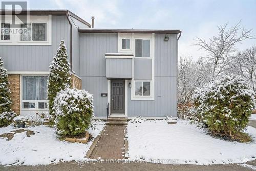 235 THISTLEDOWN COURT  Ottawa, ON K2J 1N1