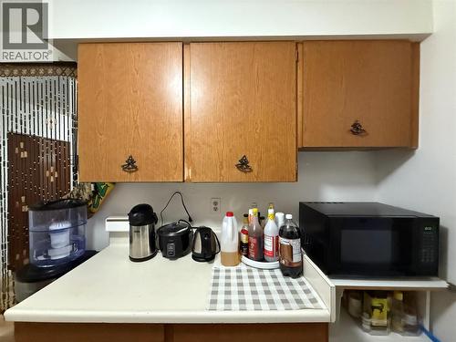 455 Richards Street W, Nelson, BC - Indoor