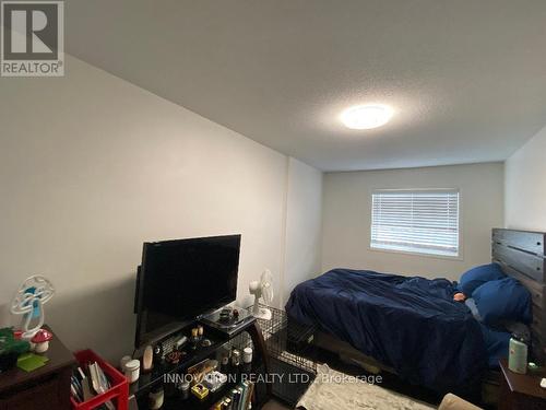 16 Santa Cruz Private, Ottawa, ON - Indoor Photo Showing Bedroom