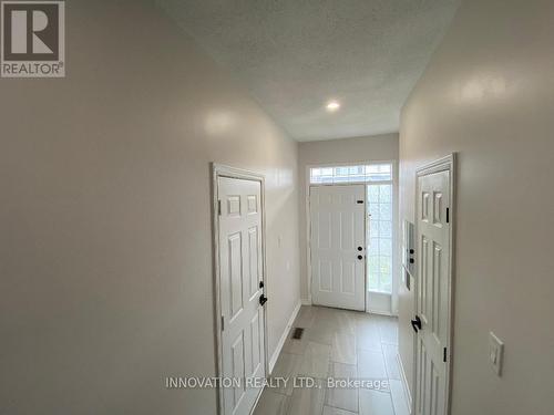 16 Santa Cruz Private, Ottawa, ON - Indoor Photo Showing Other Room