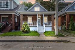 30 WEBBER AVENUE  Hamilton, ON L8N 1W3