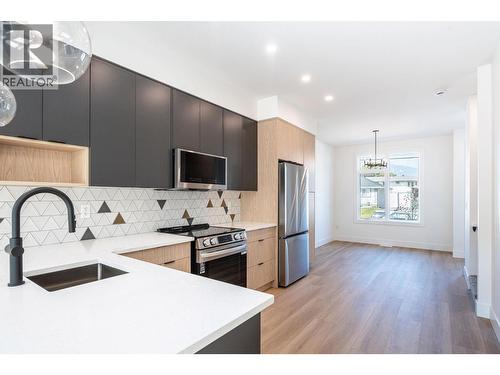 416 Humbert Street Unit# 5, Revelstoke, BC - Indoor Photo Showing Kitchen With Upgraded Kitchen