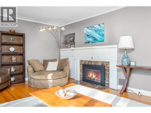 2202 26 Street, Vernon, BC - Indoor Photo Showing Living Room With Fireplace