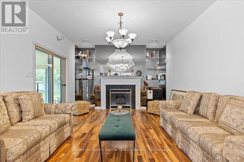 98 Hume Drive, Cambridge, ON - Indoor Photo Showing Living Room With Fireplace