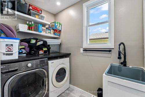 555 Raglan Street, Minto, ON - Indoor Photo Showing Laundry Room